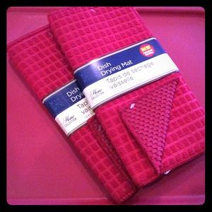 Set of 2 microfiber drying mats 12 X 18 red